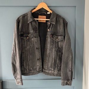 Black Jean Jacket! 🦓